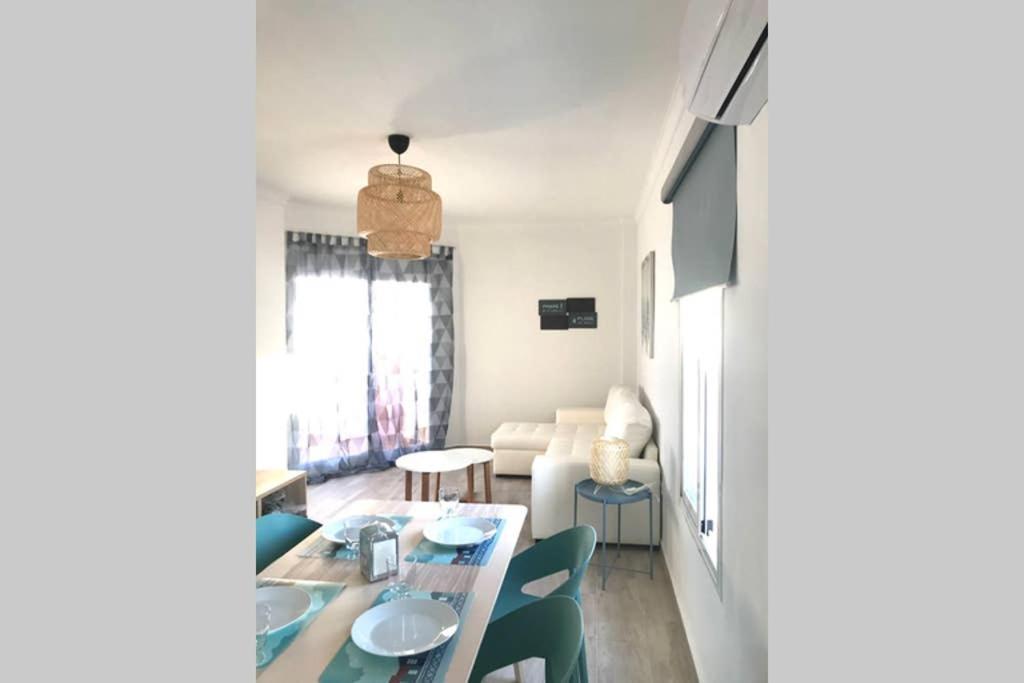 Apartamento La Playa 네르하 외부 사진